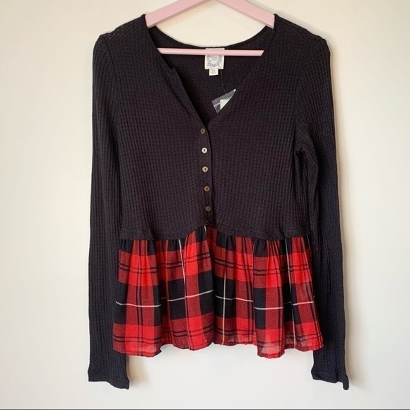 SALE! 𝅺BLUE RAIN Black and Red Peplum Long Sleeve Top Size Medium NEW - Picture 1 of 5